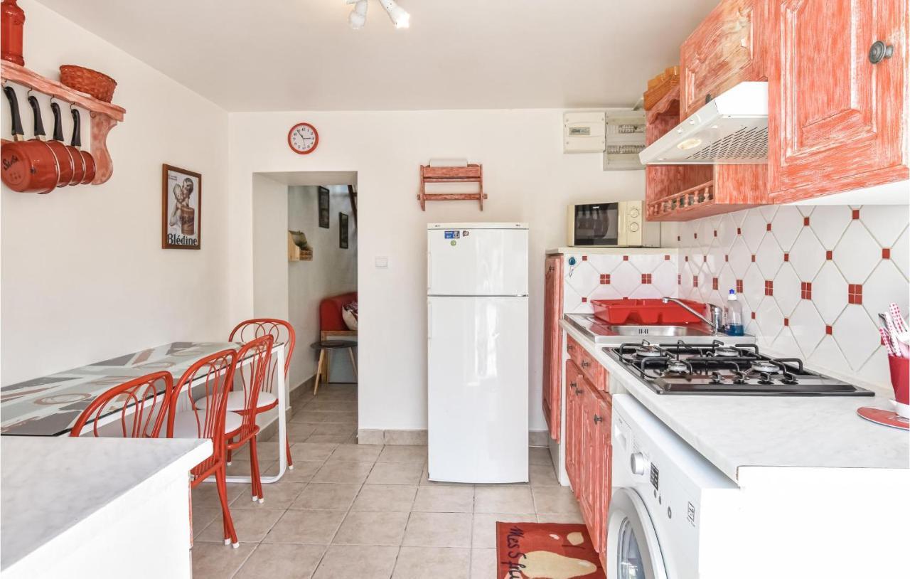 2 Bedroom Lovely Home In St Avaugourd Des Lande Saint-Avaugourd-des-Landes ภายนอก รูปภาพ