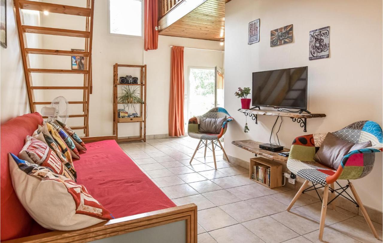 2 Bedroom Lovely Home In St Avaugourd Des Lande Saint-Avaugourd-des-Landes ภายนอก รูปภาพ
